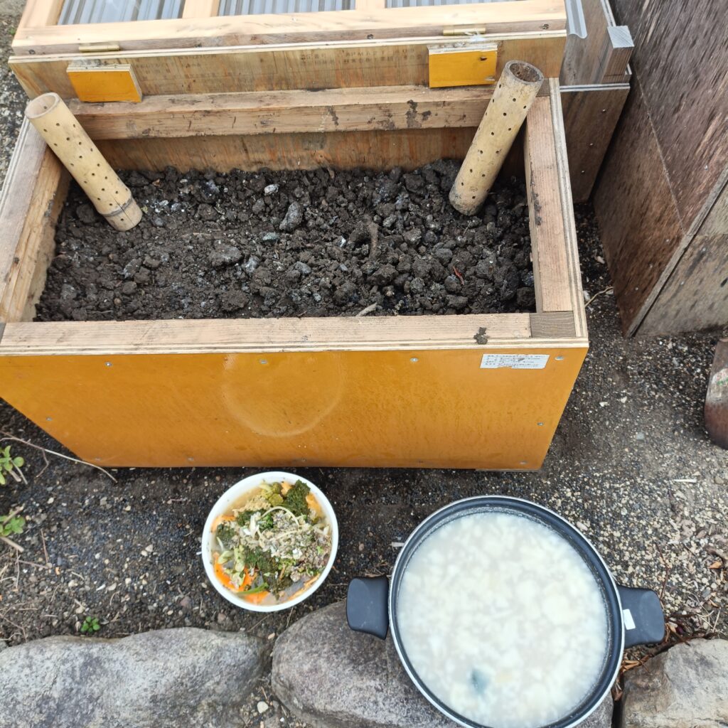 もつ鍋をしたときに出るゆで汁もキエーロに入れられる